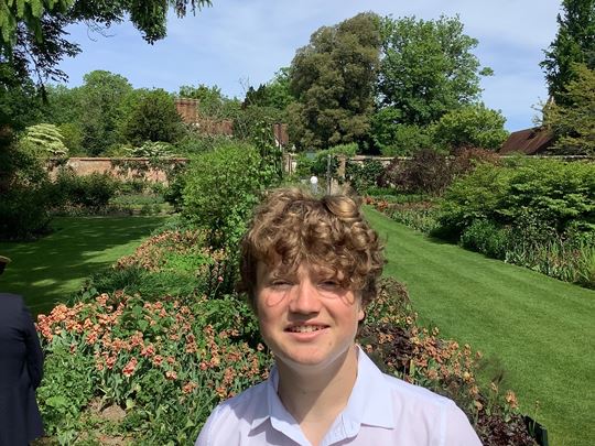 ISP student in Pashley Manor gardens